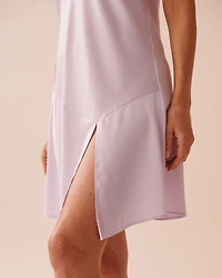 Nuisette à soutien intégré en satin