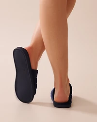 Pantoufles en velours matelass