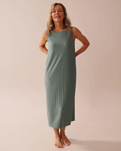 Pleated Effect Long Sleeveless Dress