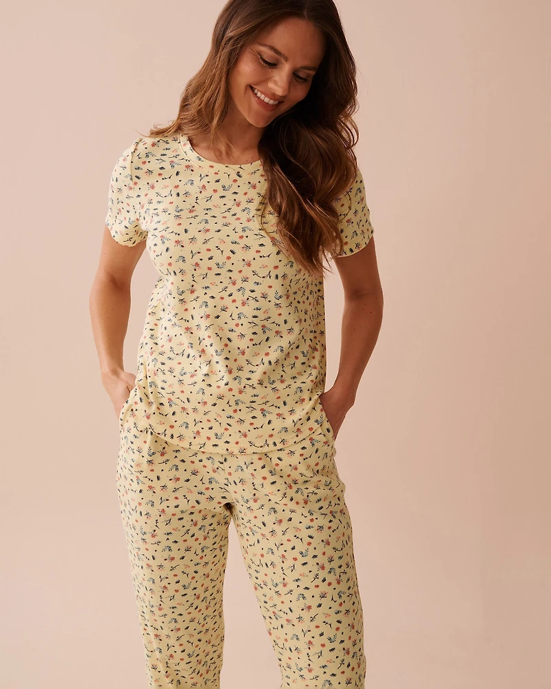 Ditsy Floral Print Ribbed T-shirt