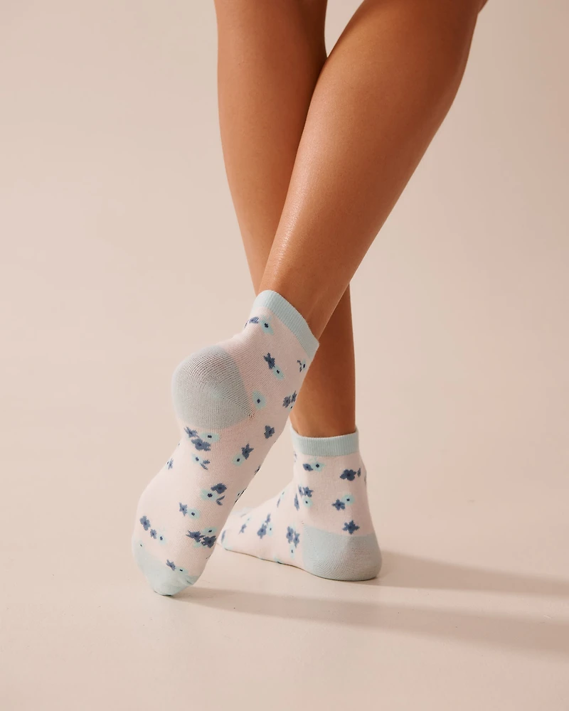 Finely Ribbed Floral Socks