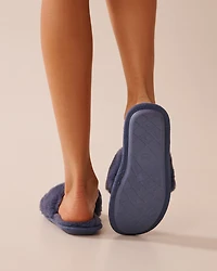 Pantoufles tongs en fausse fourrure