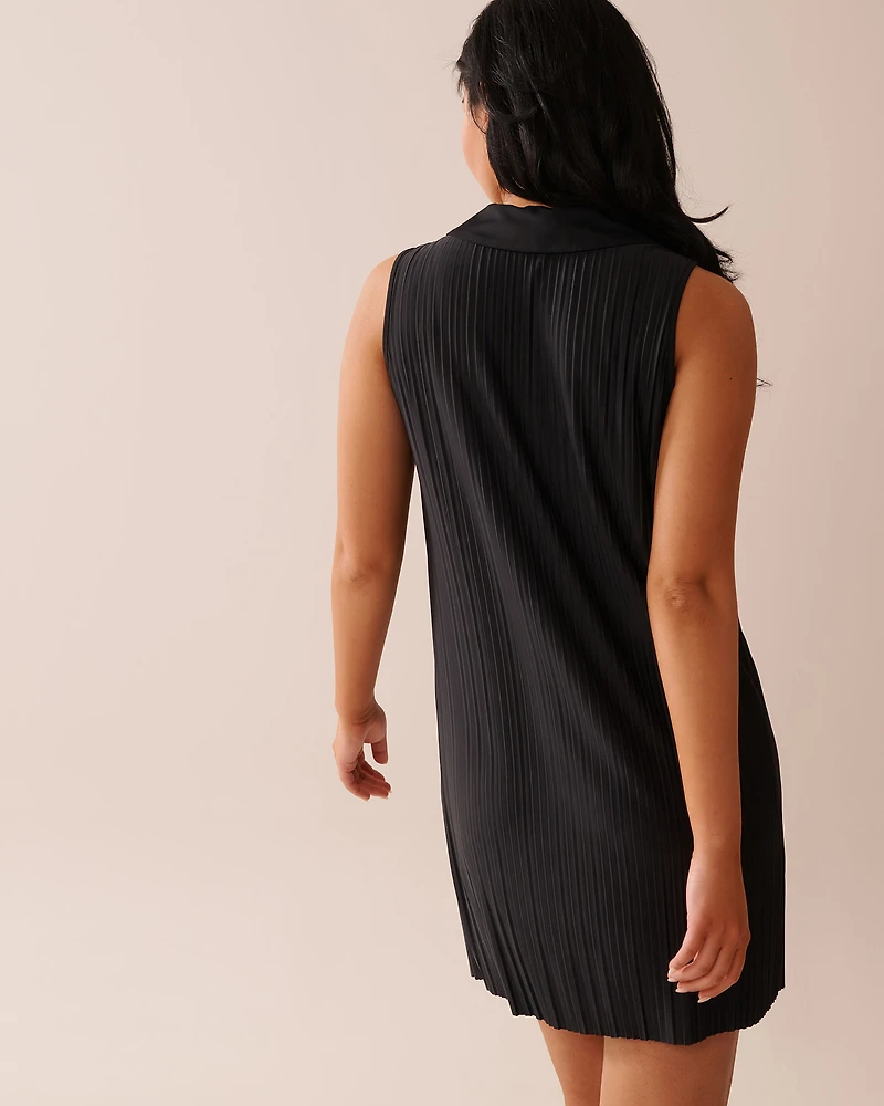 Lightweight Pleated Effect Shirt Collar Dress