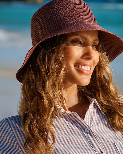 Chapeau cloche en paille