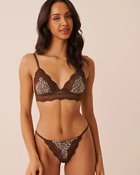 Bralette en résille et bordure de dentelle