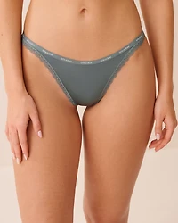 Culotte tanga microfibre et bordure de dentelle