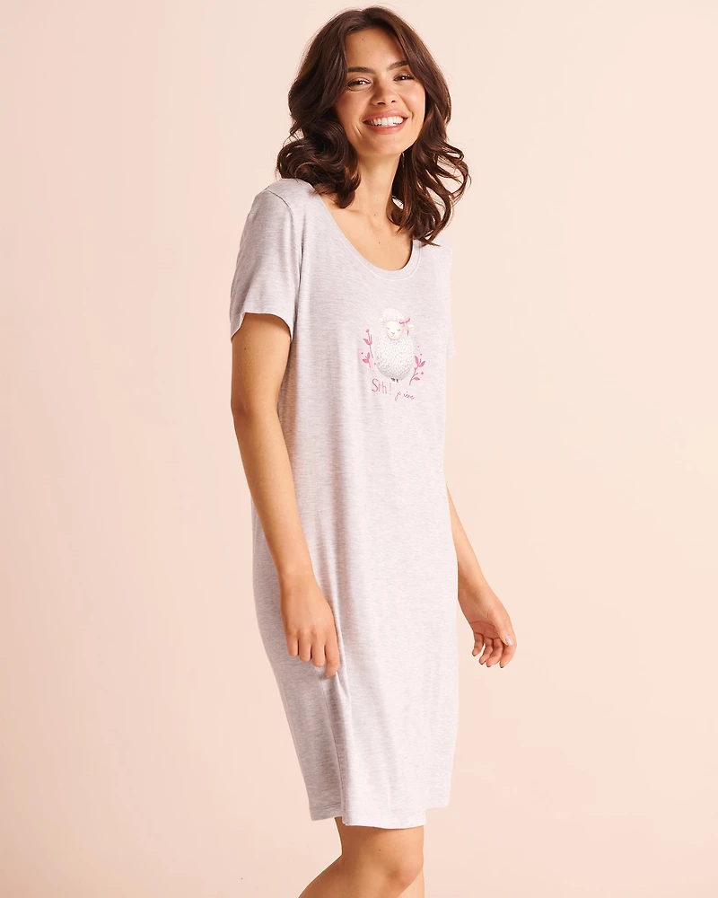 Chemise de nuit manches courtes en jersey doux imprimé mouton