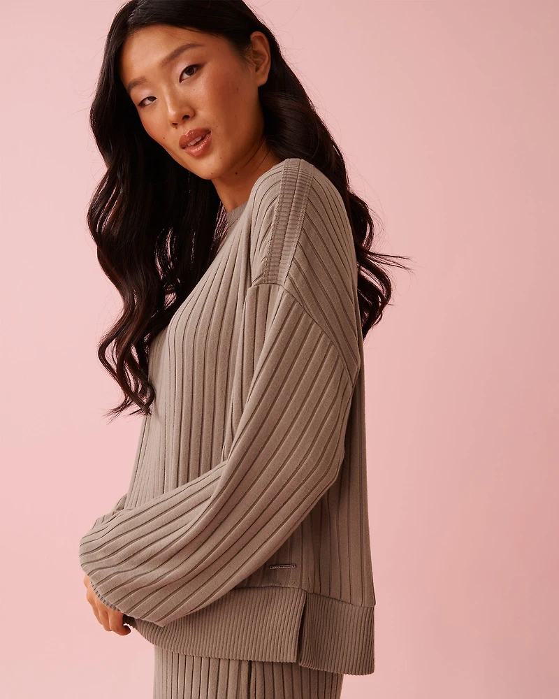 Ribbed Knit Long Sleeve Shirt