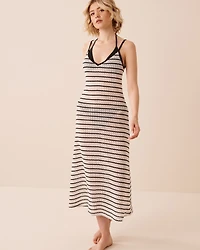 Robe longue rayée en crochet