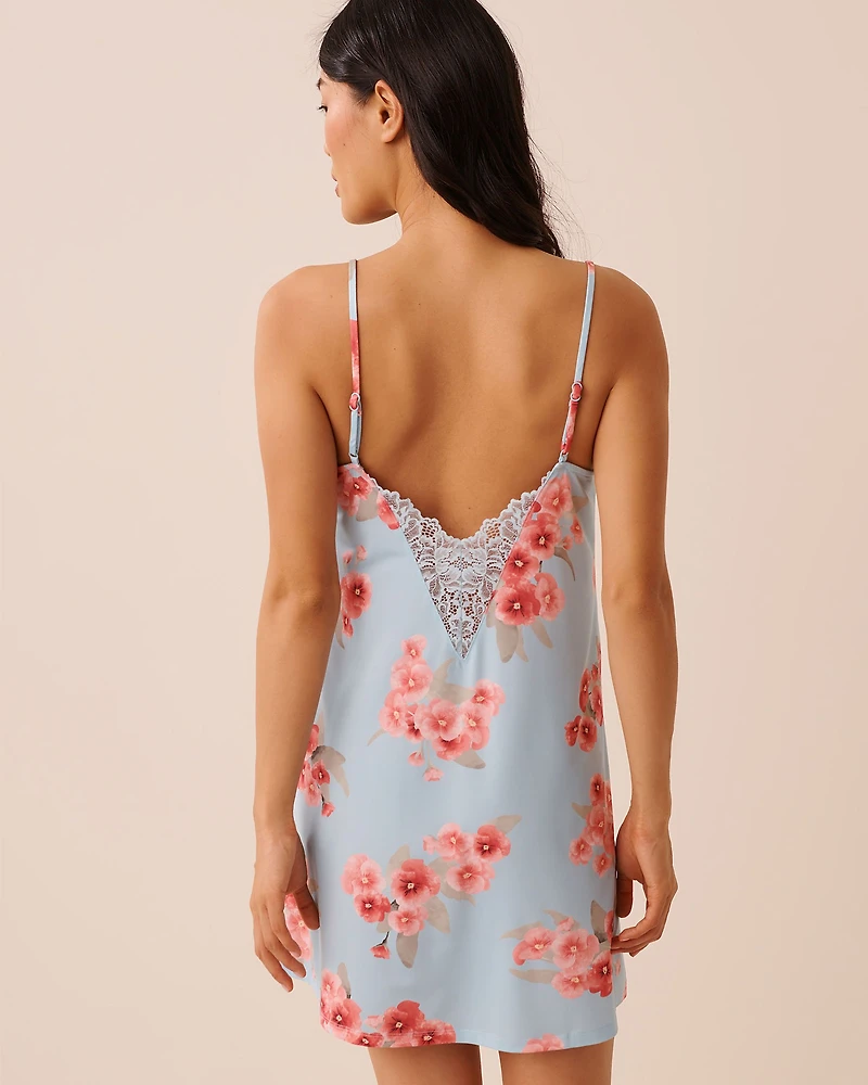 Nuisette bordure en dentelle imprimé fleurs printanières