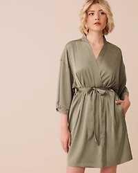 Lace Trim Satin Kimono