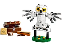 Hedwig at 4 Privet Drive