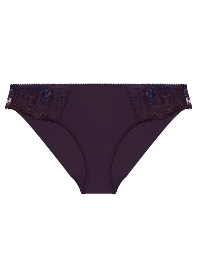Culotte couvrant Intrigue