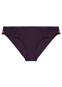 Culotte couvrant Intrigue