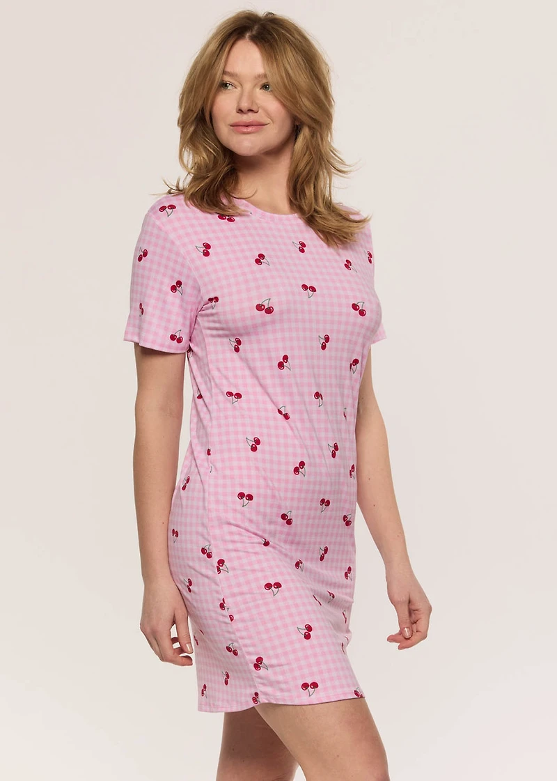 Short nightgown with cherry