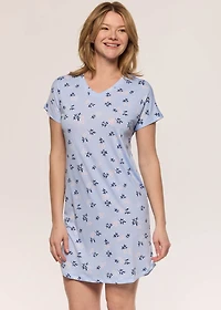 Short nightgown with flowers