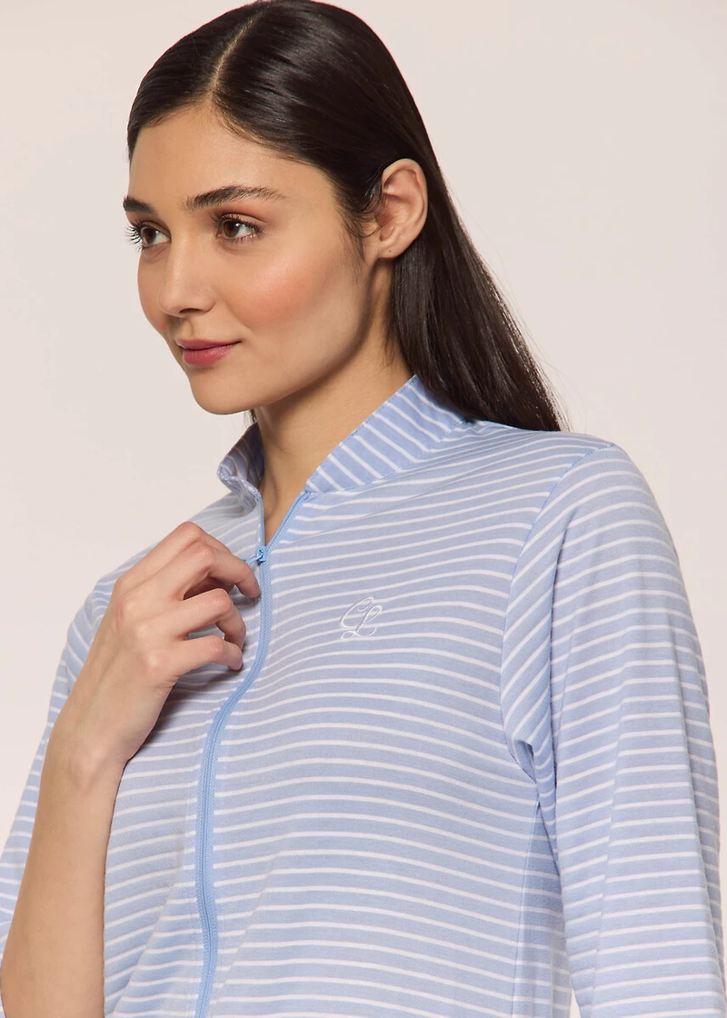 Robe with zipper striped