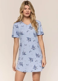Nightgown with flowers