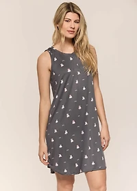 Sleeveless nightgown with cats