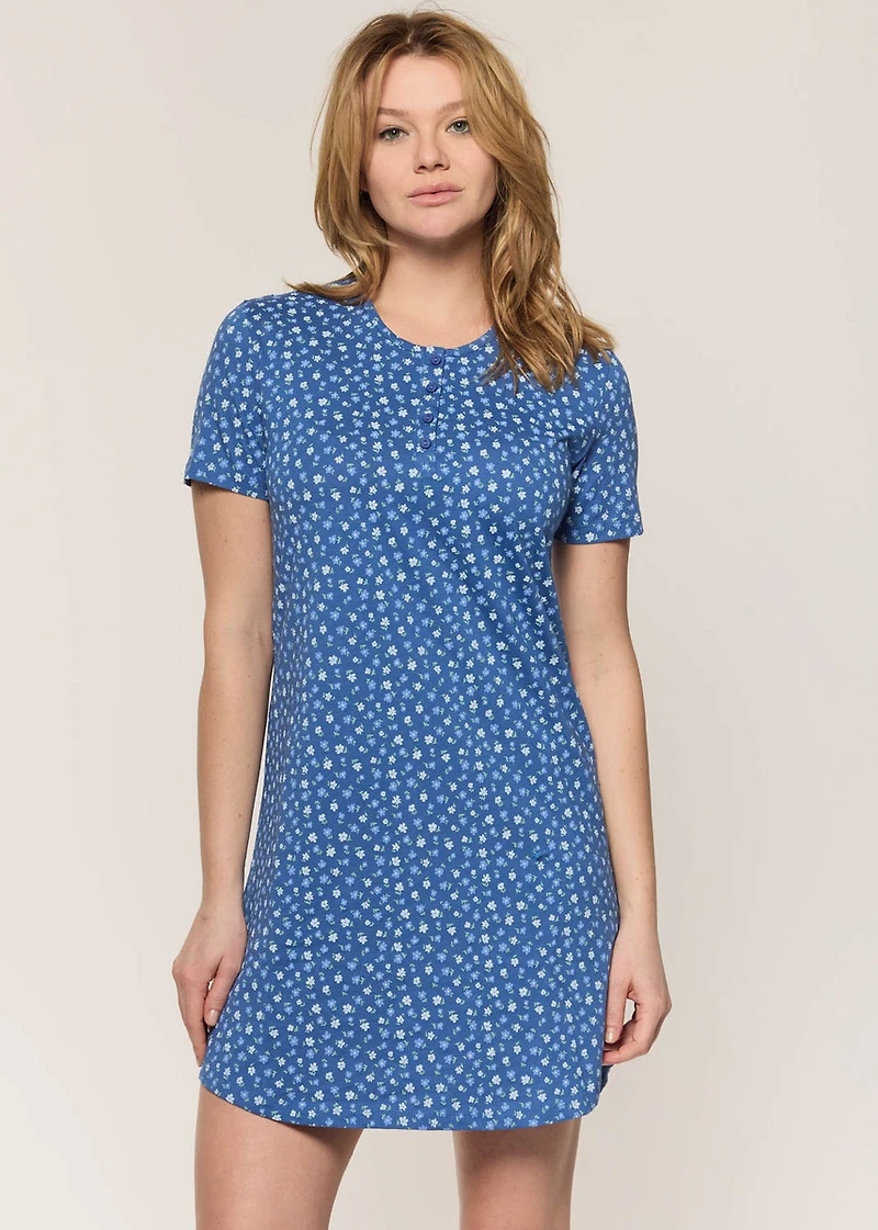 Short nightgown with flowers