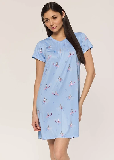 Short nightgown with birds
