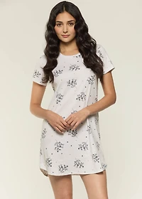 Nightgown with flowers