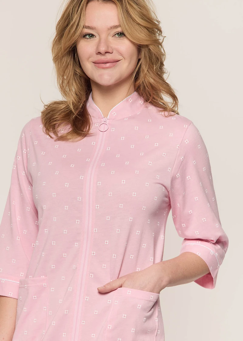 Robe with zipper