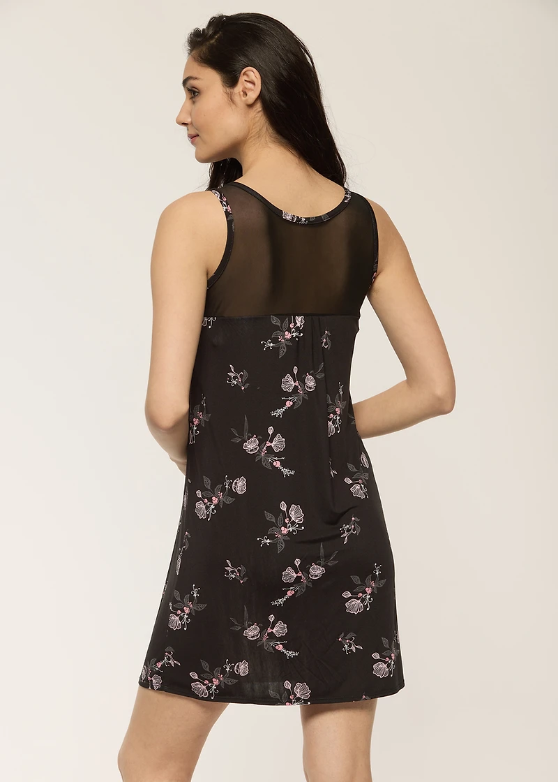 Short no sleeve mesh nightgown