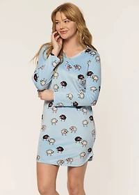 Short nightgown with sheep