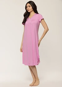 Long nightgown with dots