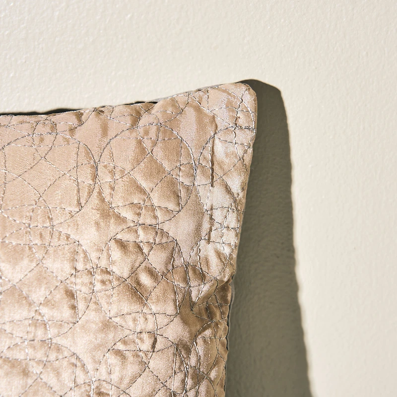 Olivia Square Cushion