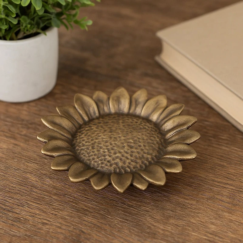 Kozie Lifestyle Flower Plate, 9" - Gold