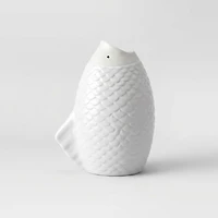 Vase figuratif en forme de poisson, 7,5 po