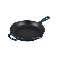 Le Creuset Signature 26cm Iron Handle Skillet - Agave
