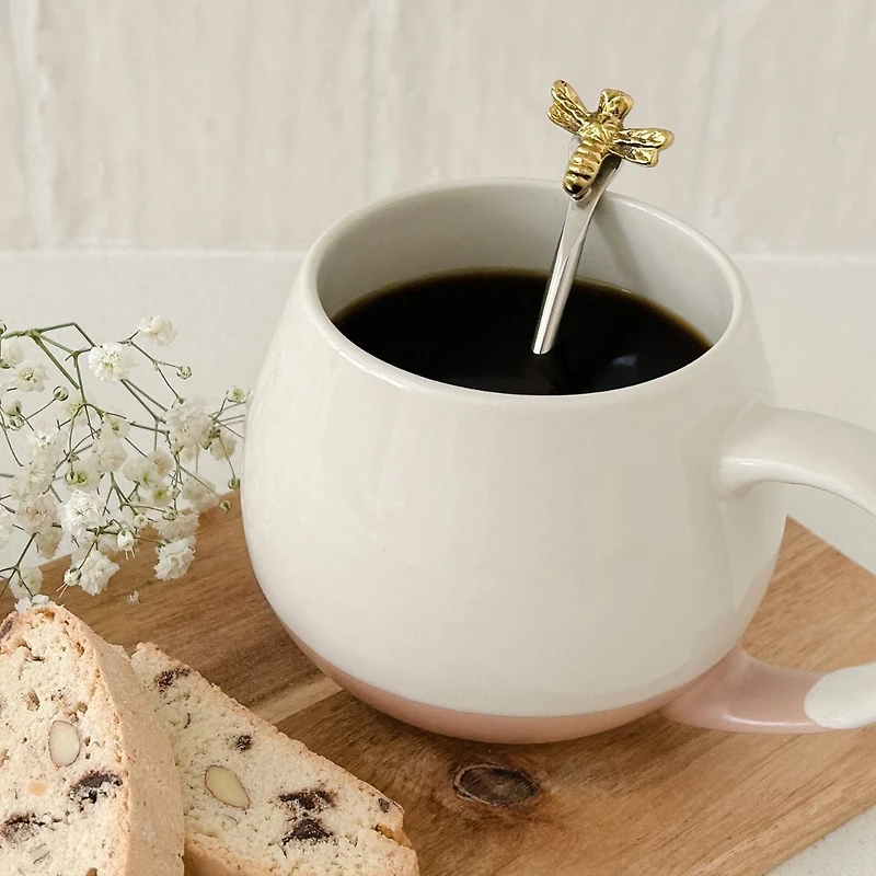 Petite cuillère avec poignée d'abeille