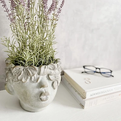 Kissing Face Planter - 7