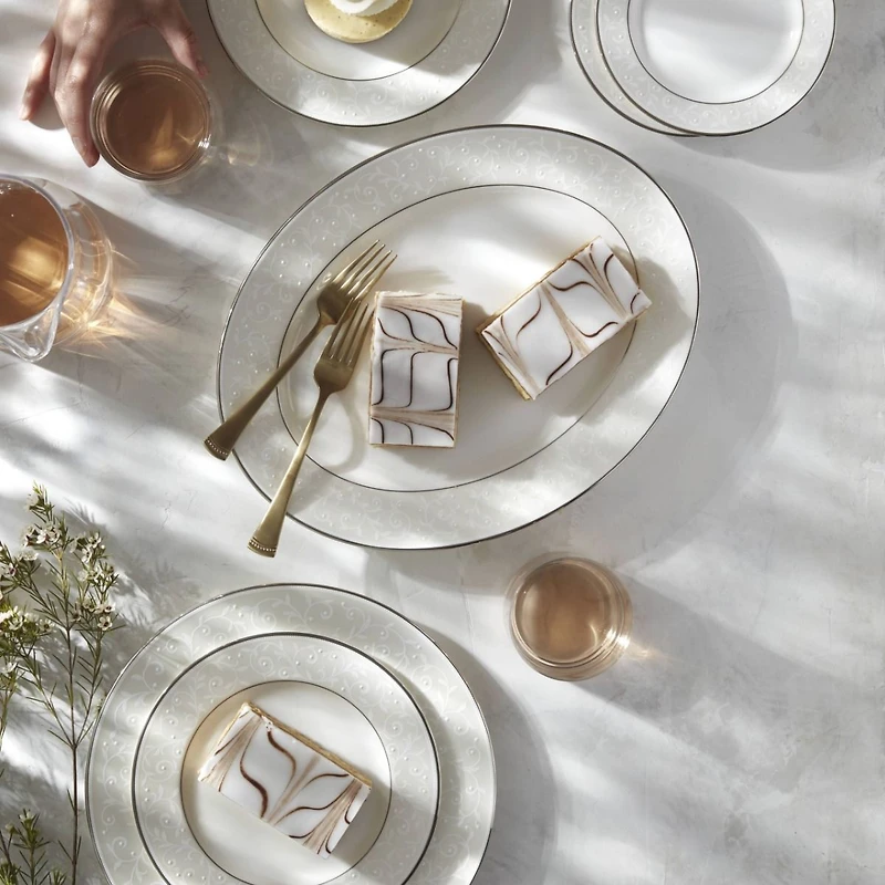 Service de table 5 pièces « Opal Innocence » par Kate Spade