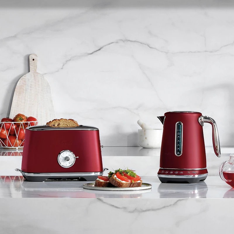 Breville Luxe the Smart Kettle™ - Red Velvet Cake