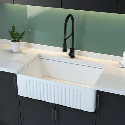 Mariana Single-Bowl Sink 33" x 20"