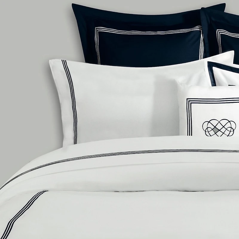Palace Hotel Set of 2 Pillowcases