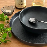 Bol « Caviar » par Maxwell & Williams (19 cm)