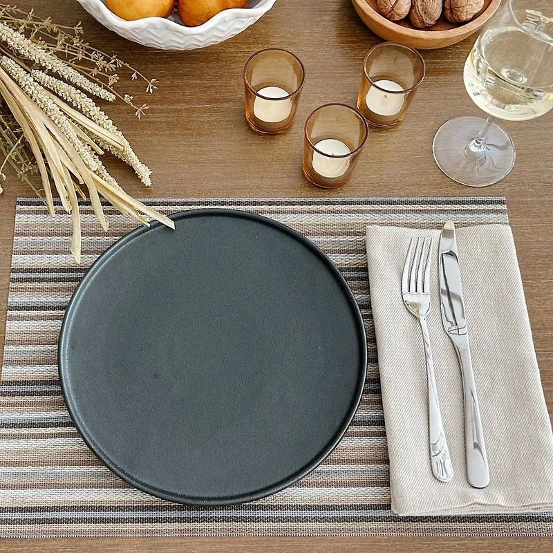 Caviar Rim Plate by Maxwell & Williams (26.5 cm)