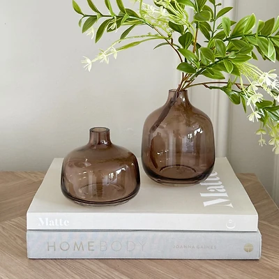 Torre & Tagus Belle Flowers Vase - Toasted Coconut 