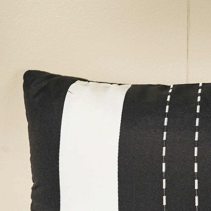 Steven Breakfast Cushion