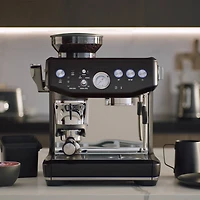 Breville the Barista Express® Impress Machine à espresso - Truffe noire