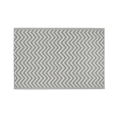 Chevron Motif Outdoor Carpet - Grey
