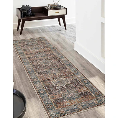 Dulce Traditional Area Rug - Multi