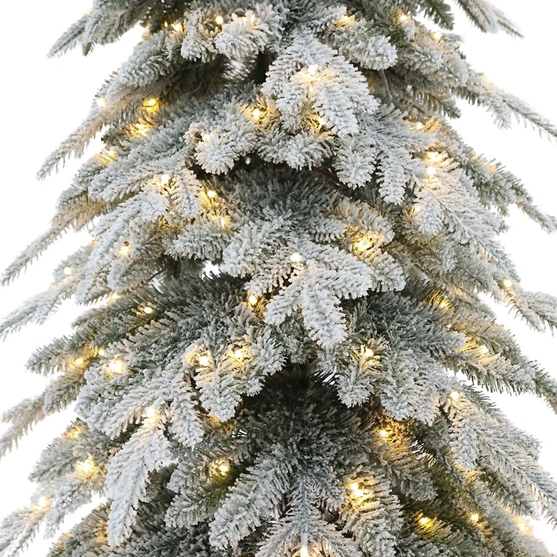 Whistler White Christmas Tree with LED - 7.5'