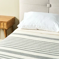 Mona Blanket