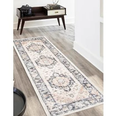 Heriza Traditional Area Rug - Ivory